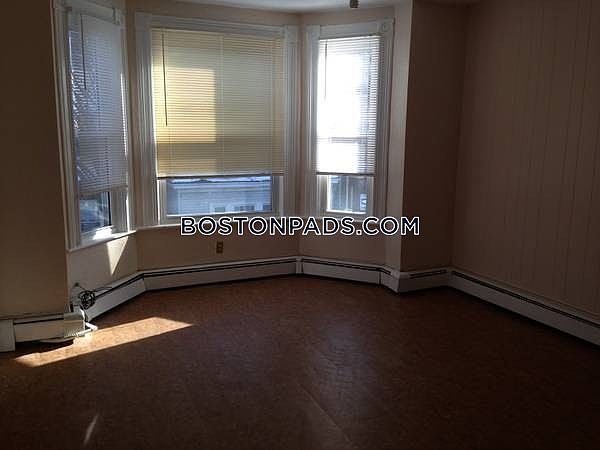 2nd image of 182 Paris St #2