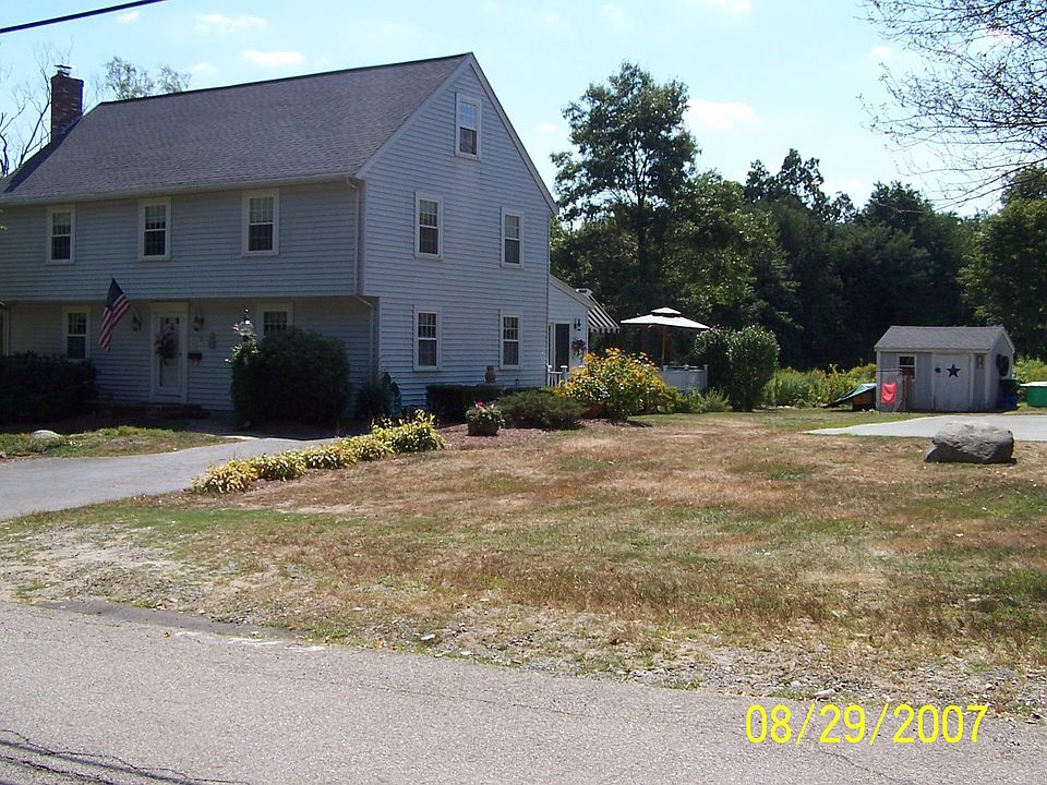 2nd image of 9 Leos Ln