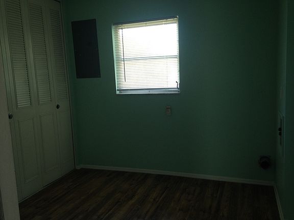 5th image of 8554 Fay Ave