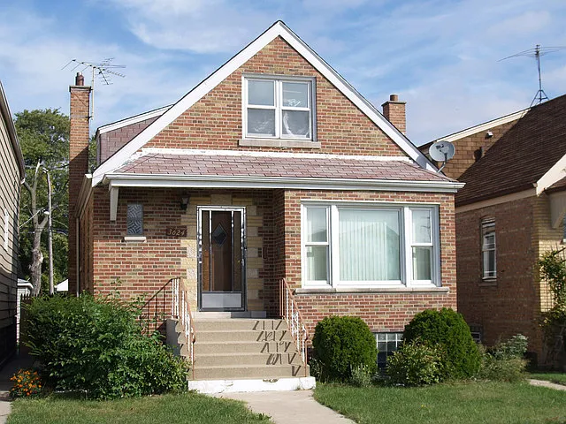 3624 W 57th St photo 1