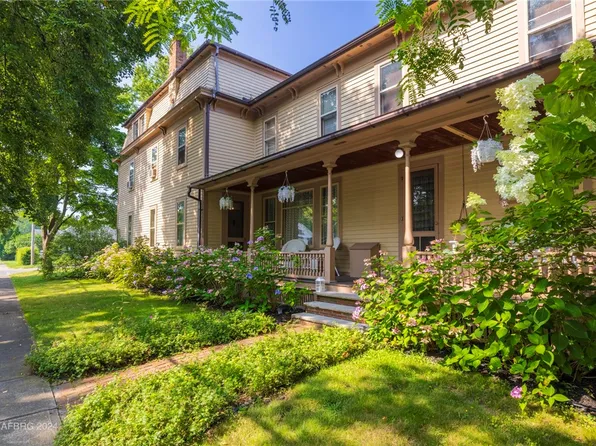 66 West Ave, Spencerport, NY 14559