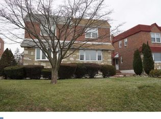 843 Brighton St, Philadelphia, PA 19111