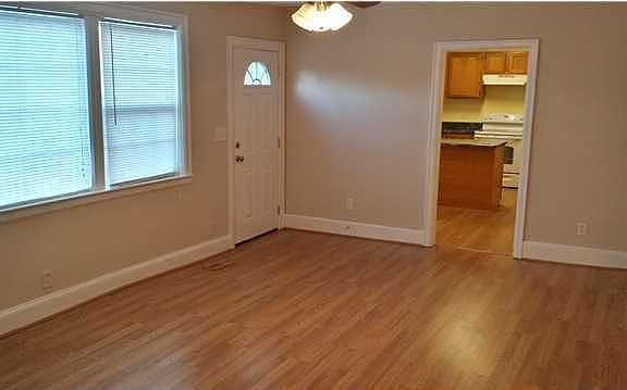 3rd image of 217 Palo Verde Dr