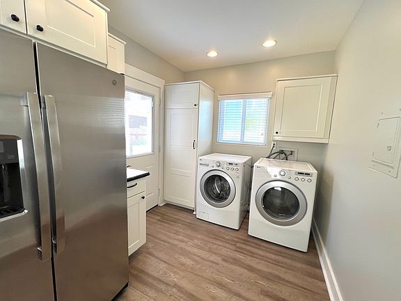3rd image of 2932 Kalmia St