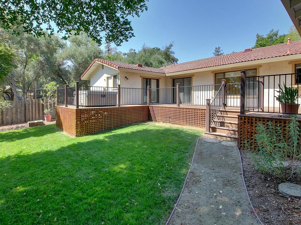 2nd image of 3900 Stonesifer Ct