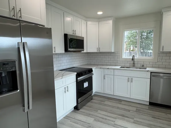 21944 Arbor Ave, Hayward, CA 94541