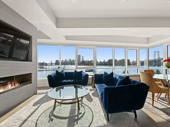 440 Kent Ave APT 4B, Brooklyn, NY 11249