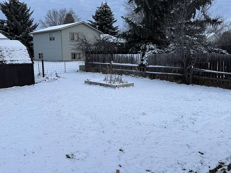 110 N Yellowstone Ave — Photo 17