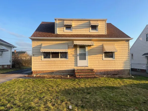 15717 Northwood Ave, Maple Heights, OH 44137