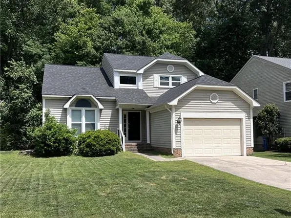 417 Broad Bend Cir, Chesapeake, VA 23320