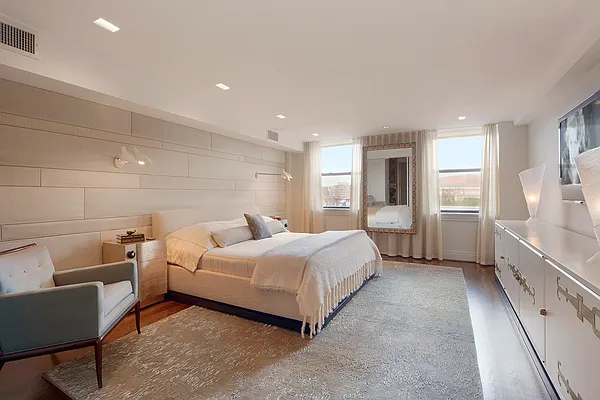 Sold by CORE | media 6