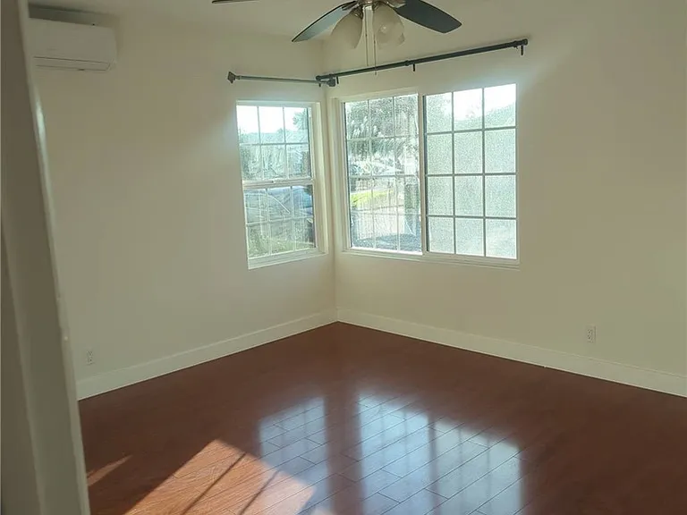 4132 Lynd Ave — Photo 7