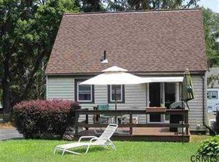 6 Spruce St, Schenectady, NY 12205
