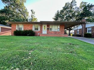 1917 Broadmoor Ave, Evansville, IN 47714
