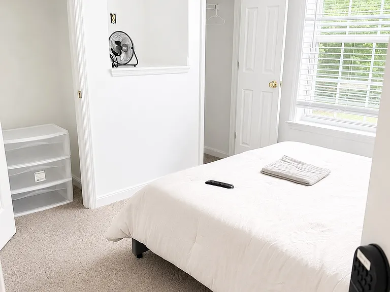 6811 Sawmill Cir #3 — Photo 8