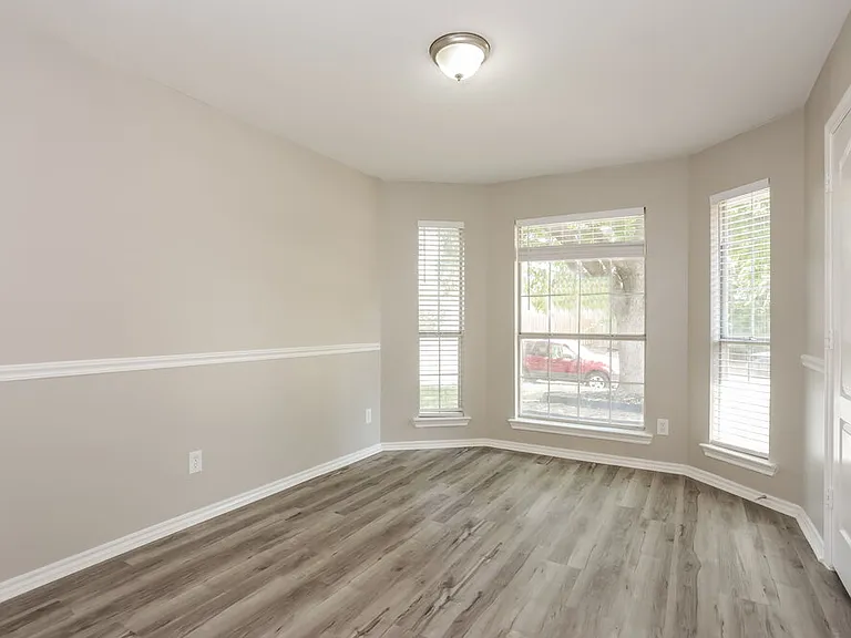 6841 Black Wing Dr — Photo 14