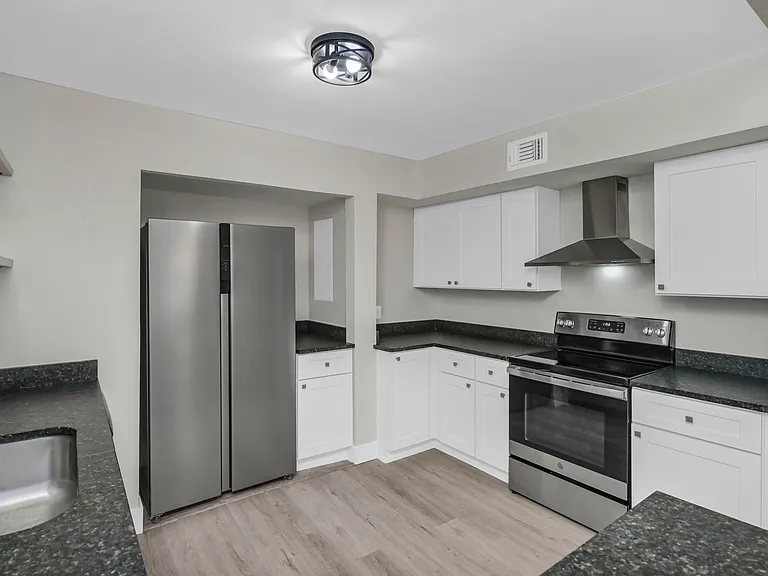 6905 Cleaton Rd #2 — Photo 65