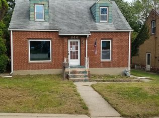 846 N Dement Ave, Dixon, IL 61021