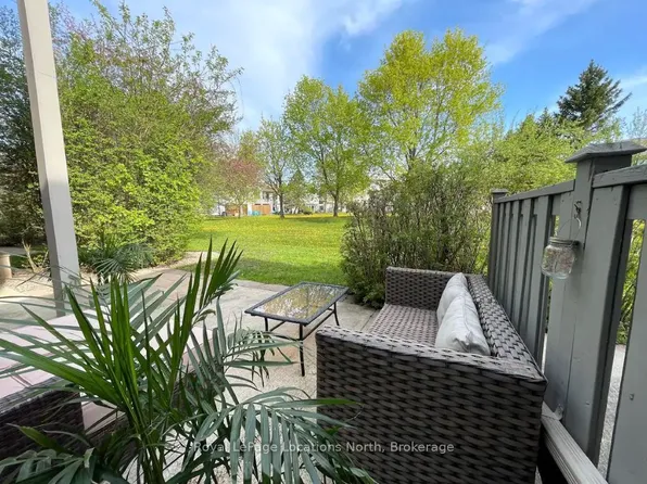 45 Trafalgar Rd #5, Collingwood, ON L9Y 5G4