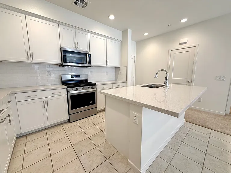 201 Red Brick Dr #2 — Photo 7
