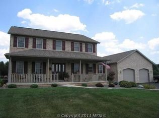380 Edwards Ave, Chambersburg, PA 17202