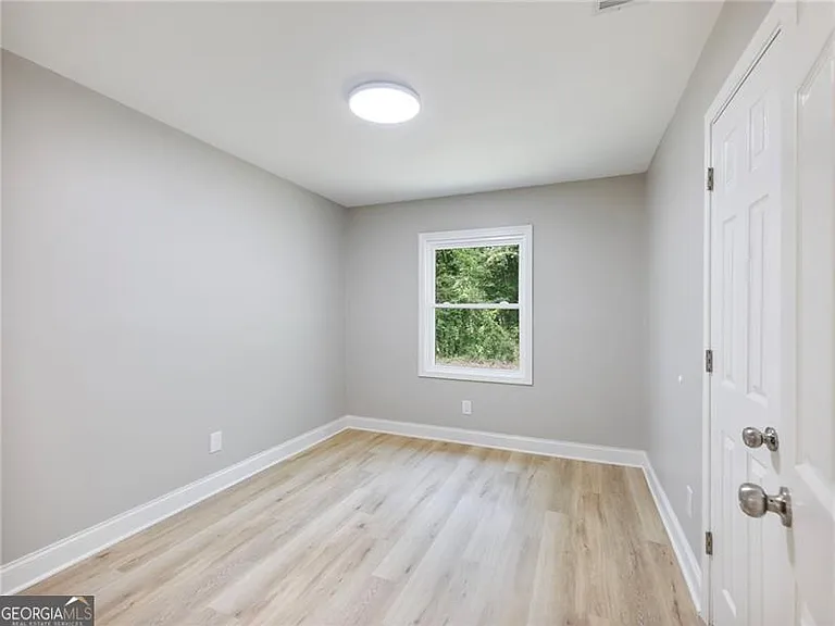 2862 Argyle Dr NW — Photo 10