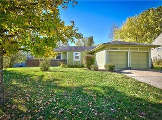 13100 S Raintree Dr, Olathe, KS 66062