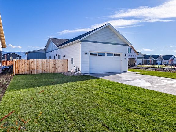 3rd image of 1116 Falcon Ridge Blvd