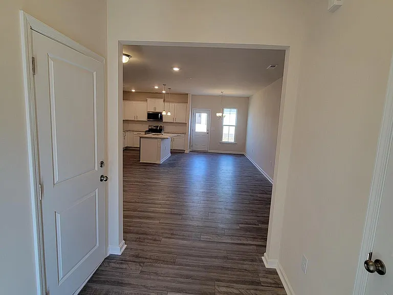 424 Glen Clova Dr — Photo 5
