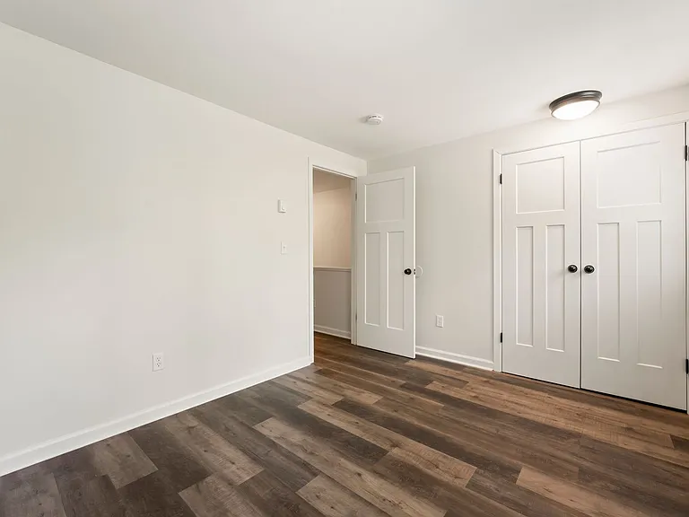 255 Main St — Photo 17