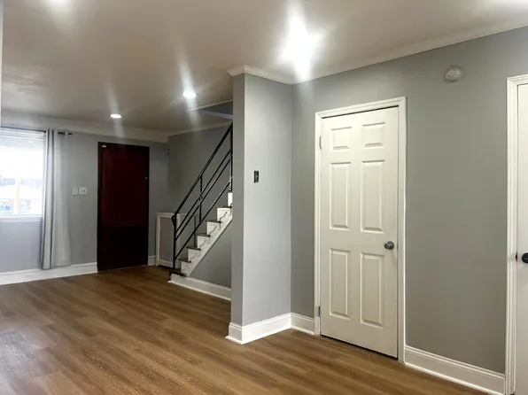 4016 Teesdale St, Philadelphia, PA 19136