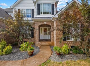 547 Golfview Way, Bowling Green, KY 42104