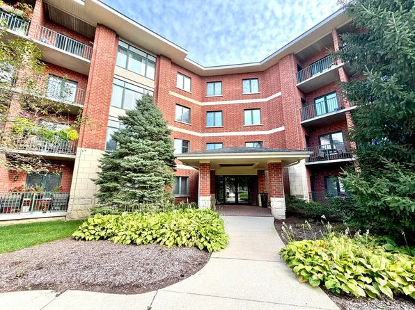 855 E 22nd St APT 111, Lombard, IL 60148