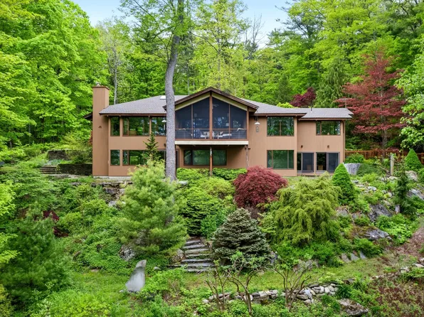 140 Main Rd, Monterey, MA 01245