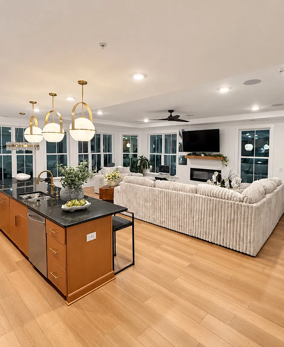 3 bed, 2.5 bath, 3100 sqft, $4,850 — Photo 1