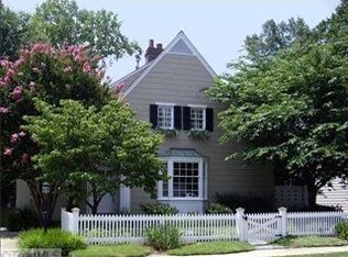 607 Chancery Pl, Greensboro, NC 27408