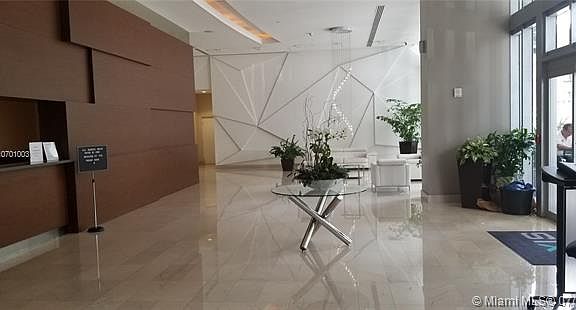 2nd image of 1111 SW 1st Ave APT 1621-N