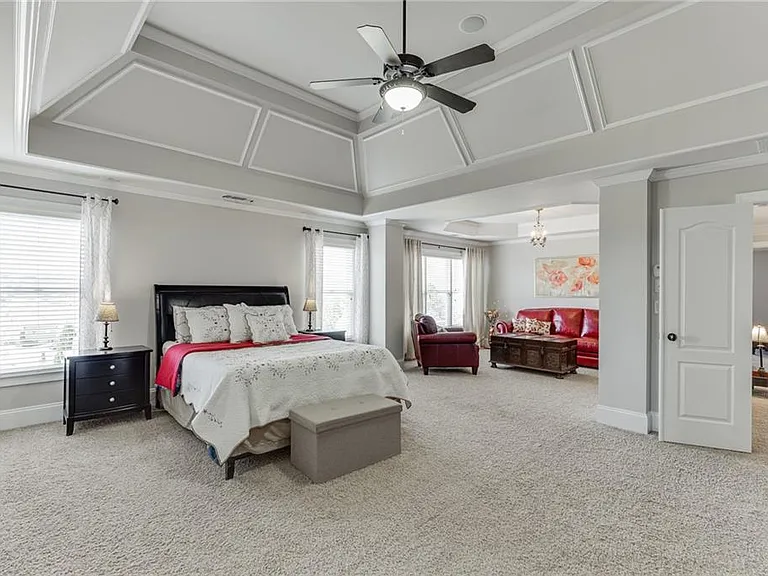 4612 Grandview Pkwy — Photo 43
