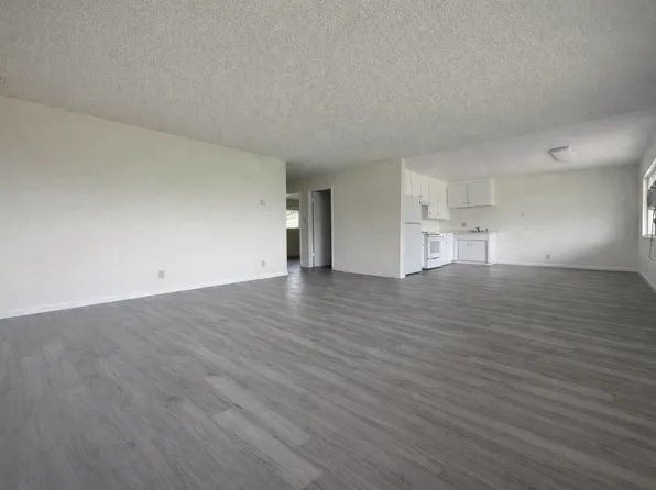 2624 Stanislaus St #2, Riverbank, CA 95367