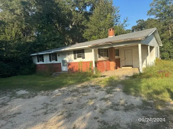 775 Buck Creek Rd, Richton, MS 39476