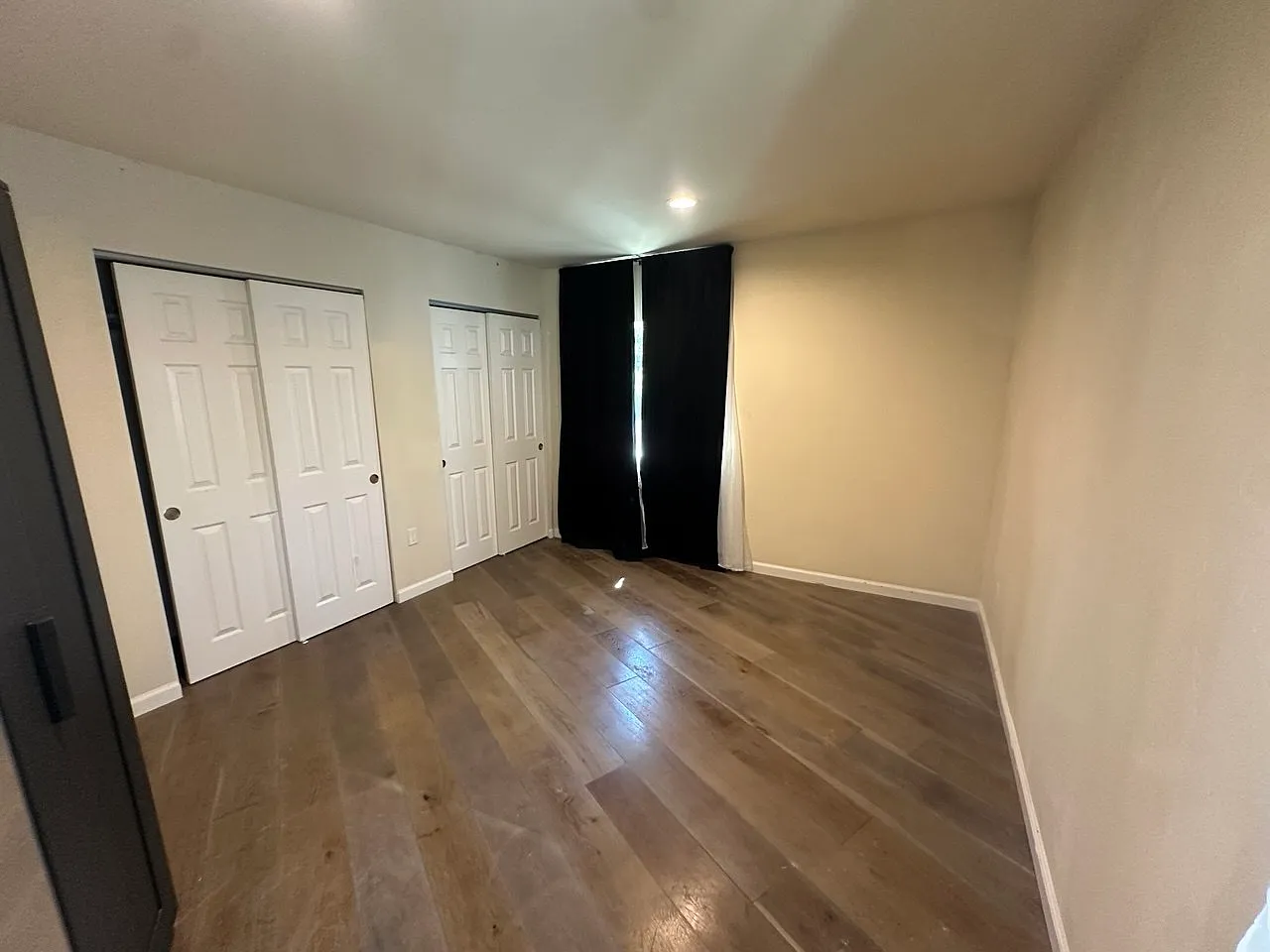 1 bed, 1000 sqft, $2,111 — Photo 3