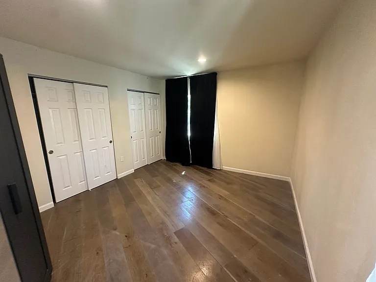 927 Durant Ave — Photo 3