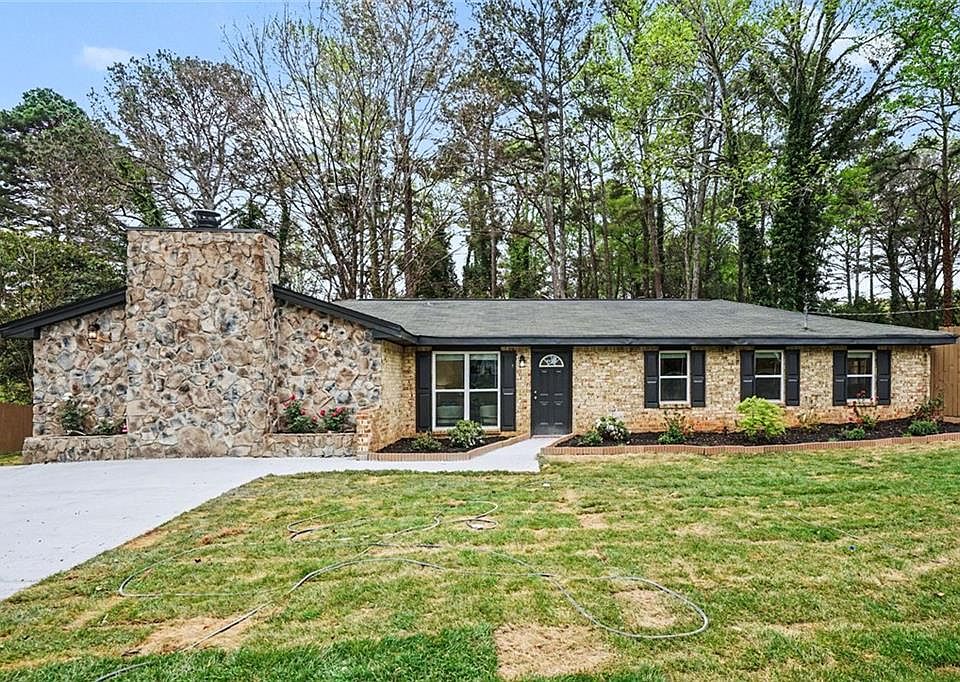 1st image of 577 Simone Way