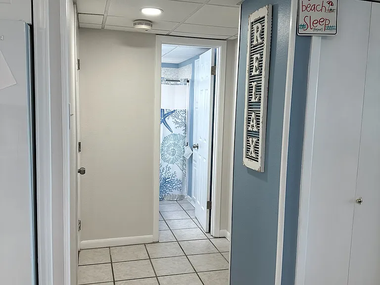 202 Reef Ave #406 — Photo 7