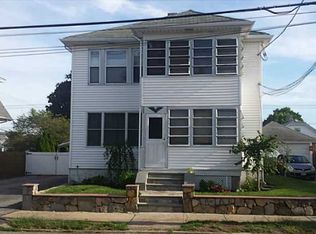 307 Evergreen St, Pawtucket, RI 02861