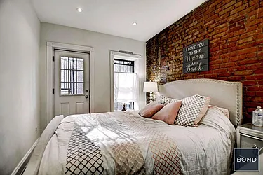 Rented by Bond New York