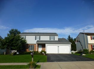 802 Blue Gate Ln, Reading, PA 19608