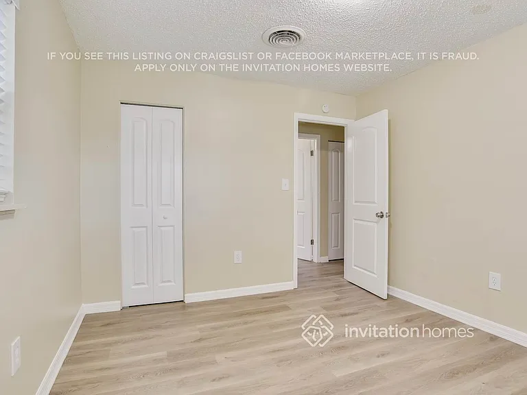 1917 N Powers Dr — Photo 8