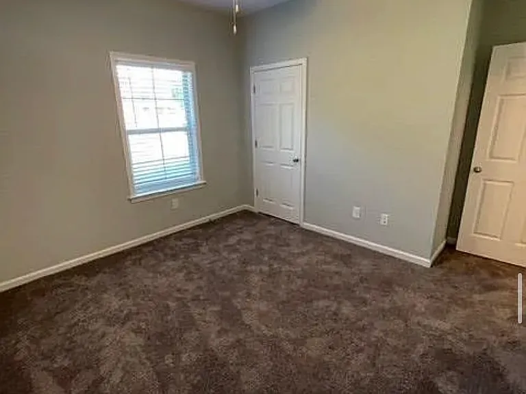 3327 Hals Way — Photo 11