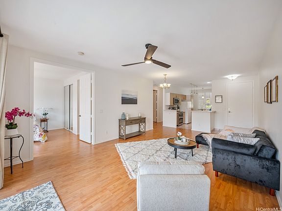 2nd image of 95-982 Wikao St APT L203